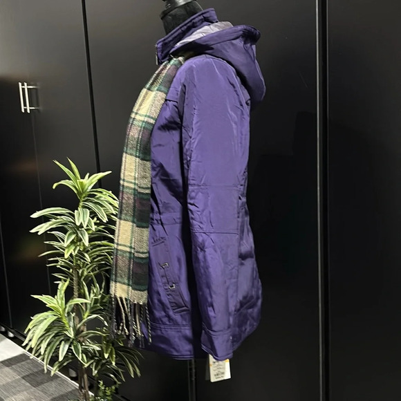 Gallery NY Waterproof Parka/winter coat,removable hood, zip/snap up, pockets - Picture 4 of 16